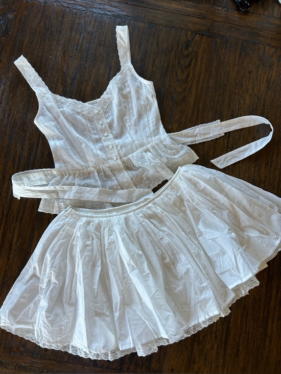 Miss Circle Dresses & Skirts - Miss Circle NWT White Cottagecore Prairie Milkmaid Cotton Poplin Skirt & Tank XS